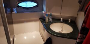 Pershing 39