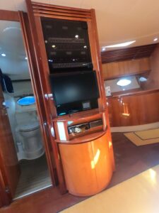 Pershing 52