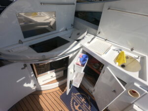 Pershing 52