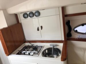 Pershing 37