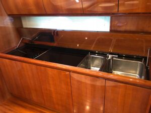 Pershing 54