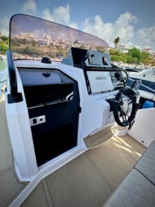 Ranieri Cayman 33.0 Executive